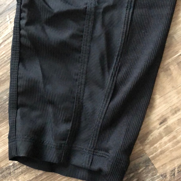 ACX black stretch waistband capris - Picture 6 of 12